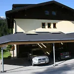 Haus Mitti