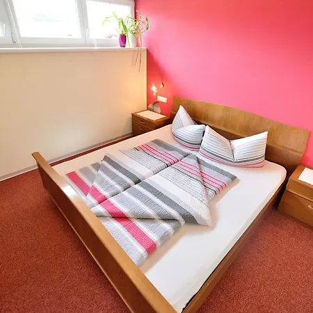 아파트 Haus Mitti 하인펠스