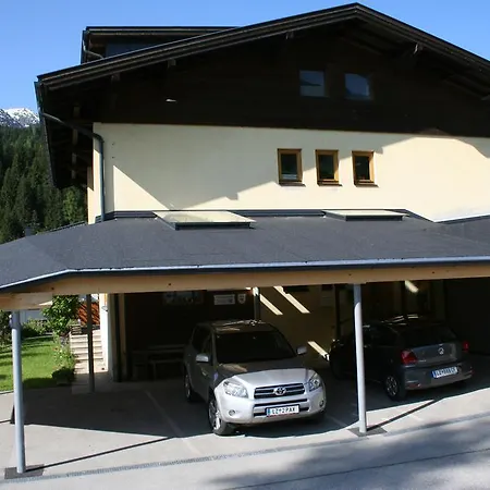 Haus Mitti